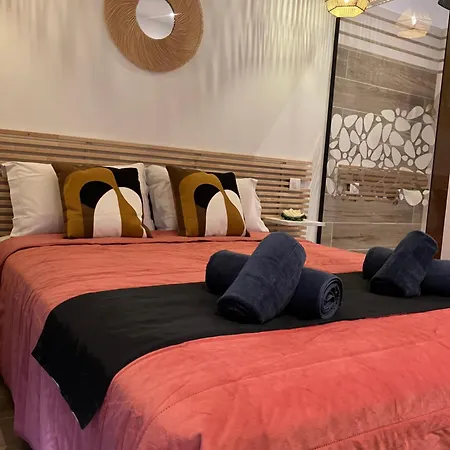 Vue A 300m Du Centre De Porto-vecchio Vila