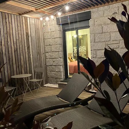 Vue à 5 Minutes à Pied Du Centre De Porto-vecchio *